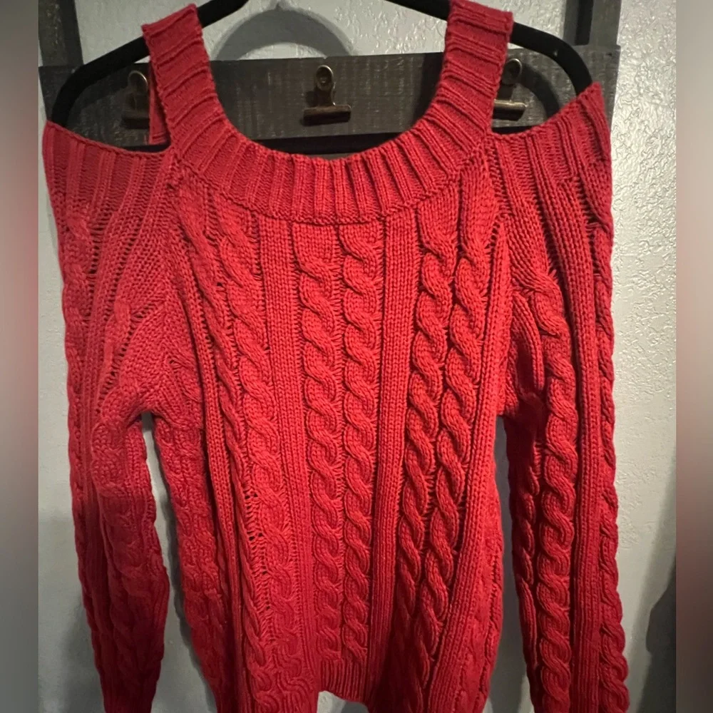 Women’s Red Sweater - Picture 5 of 5
